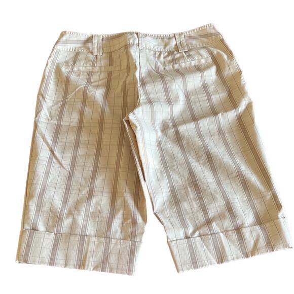 Tracy Evans Beige & Tan Plaid Lightweight Bermuda Shorts Junior Size 7 Menswear - Picture 2 of 7